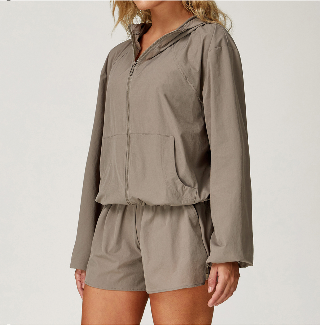 Flow Set (Jacket + Shorts)